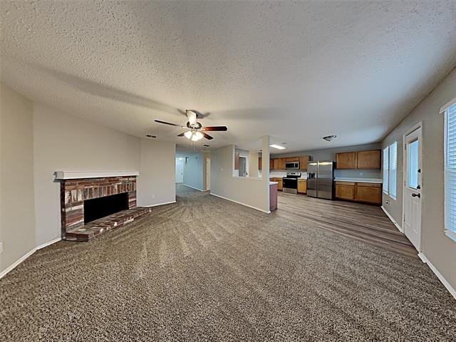 Building Photo - 2213 Plum Ct