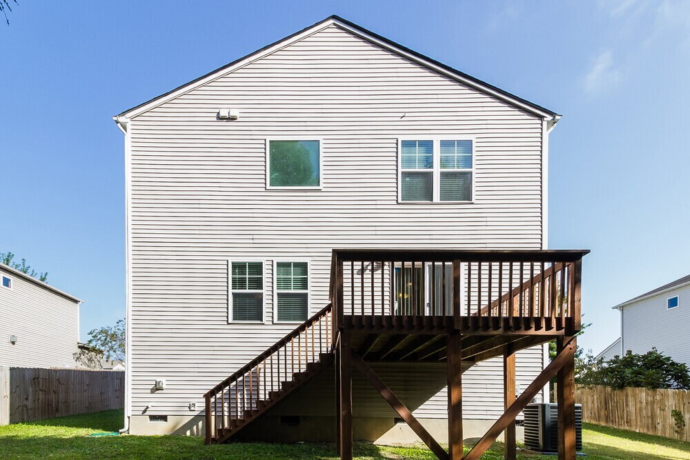 Building Photo - 912 Mailwood Dr