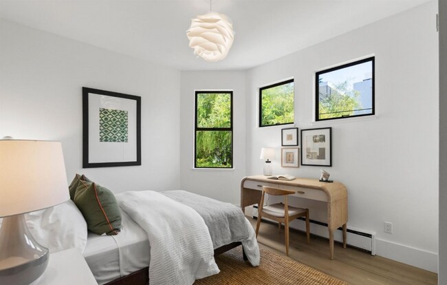 Building Photo - Charming Two Bedroom Condo in Mission Dolores - Please Contact for Showing Availability!
