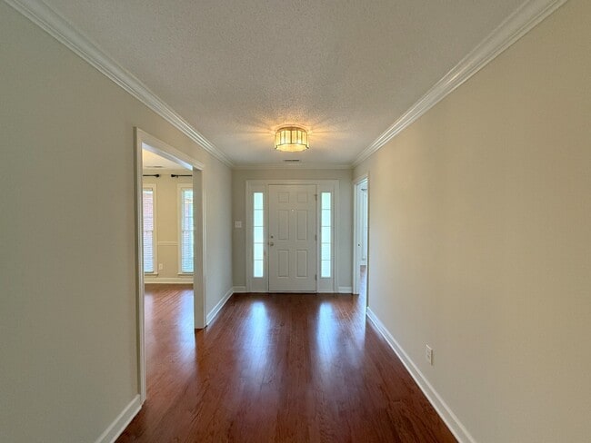Building Photo - 238 Pebble Brook Dr