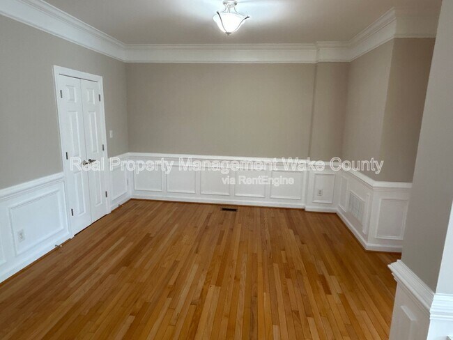 Building Photo - 1100 Kirkeenan Cir