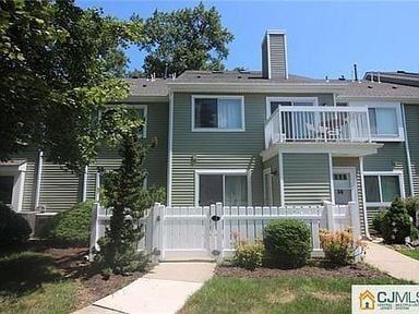 Front View1 - 13 Foxtail Ln