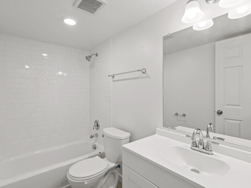 Building Photo - 915 E 1300 S