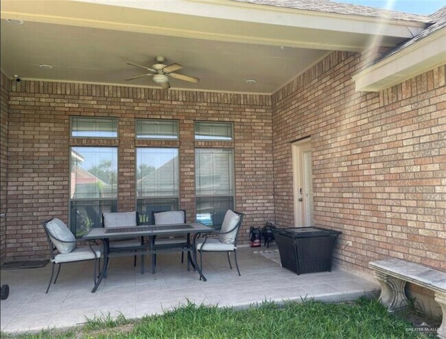 Building Photo - 3310 Lancelot Ln