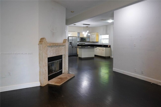 Building Photo - 2280 SW 16th Ct