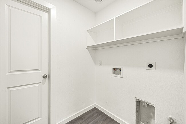 Building Photo - 1412 Northwood St