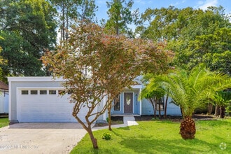 Building Photo - 3938 Pine Breeze Rd S