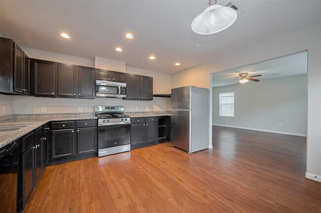 Building Photo - 6026 Stockholm Ct