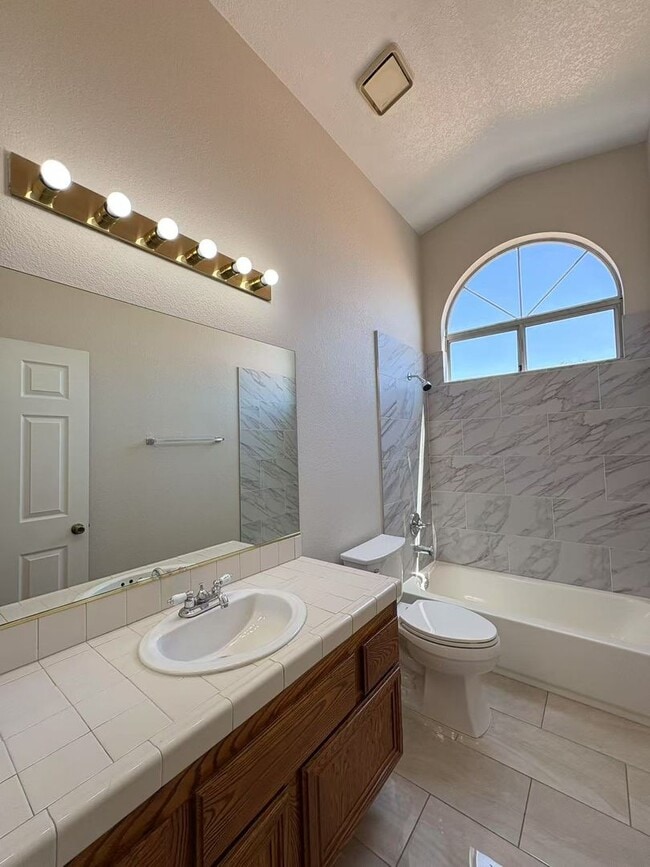 Building Photo - 9828 Dardanelle Ct