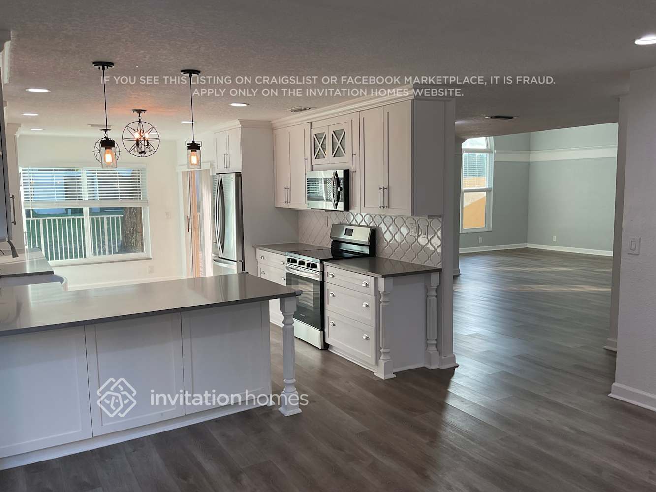 Building Photo - 6340 NW 77th Ct