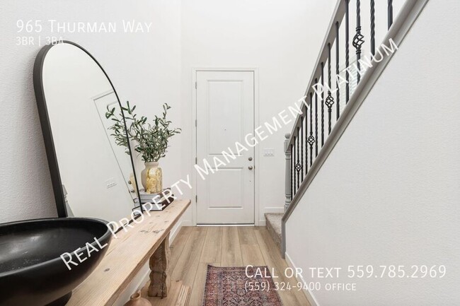Building Photo - 965 Thurman Way