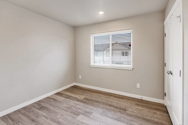 Building Photo - 1809 Eastgate Loop