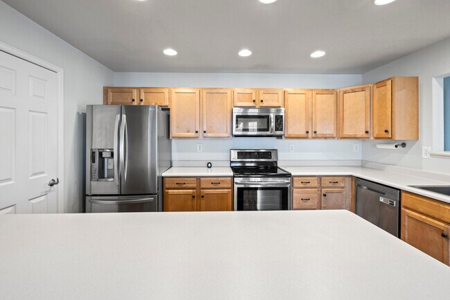 Building Photo - 626 Rolling Rock Point