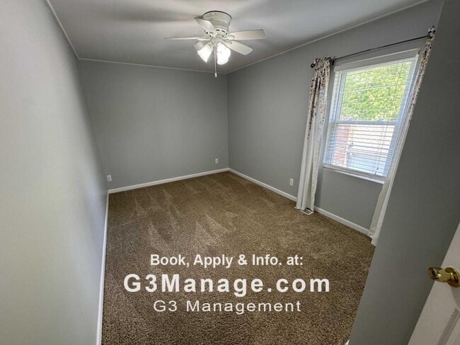 Building Photo - 407 N Reese St