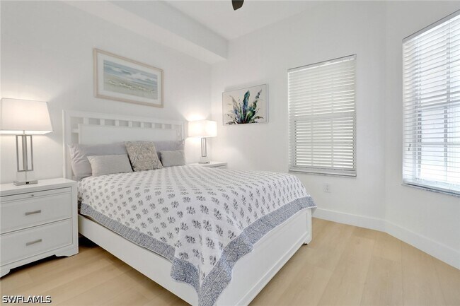 Building Photo - 451 Bayfront Pl