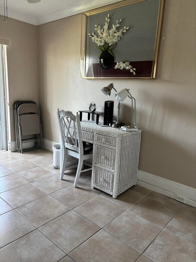 Building Photo - 245 Northampton M