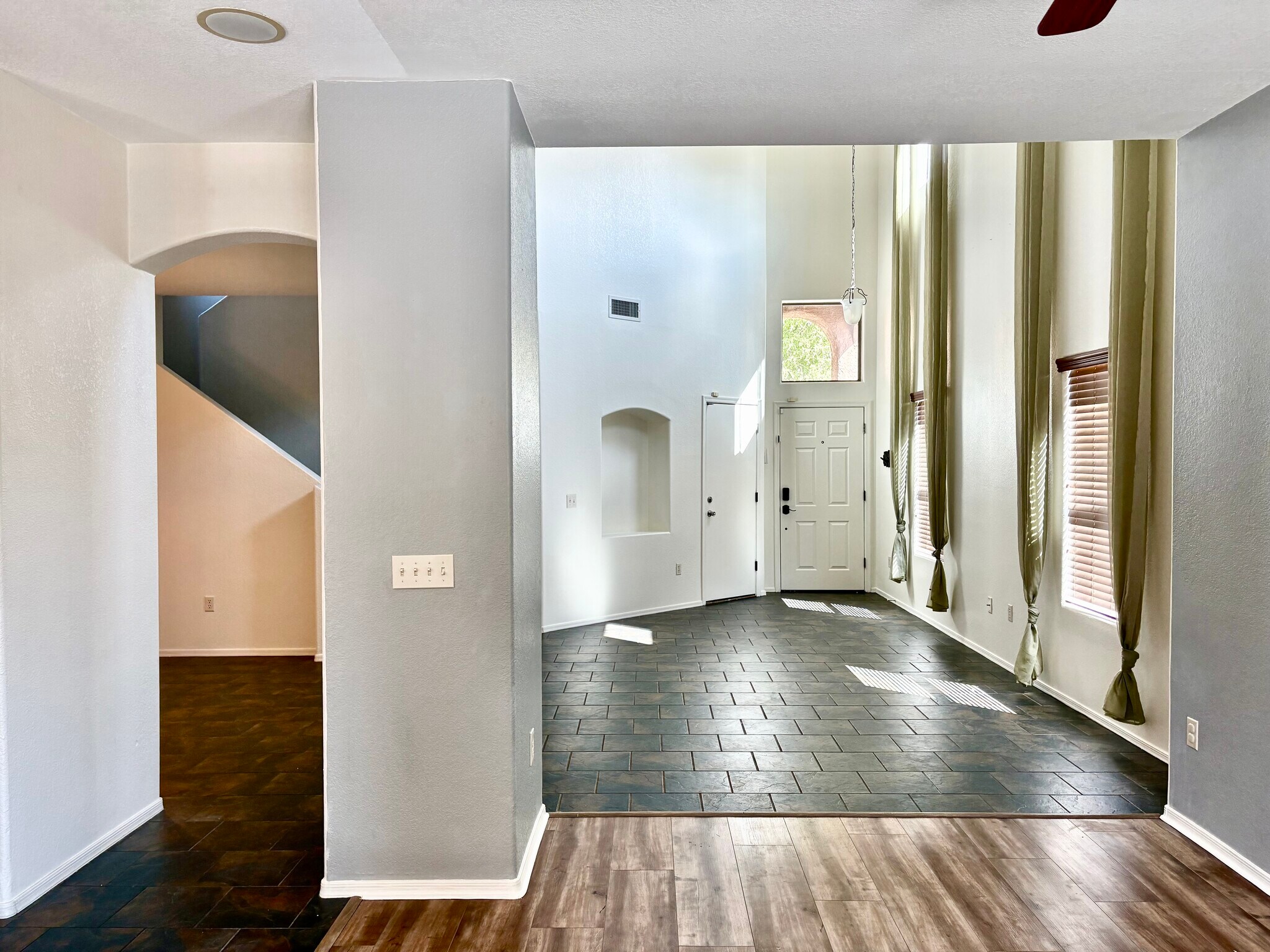 Building Photo - 8392 S Egyptian Dr