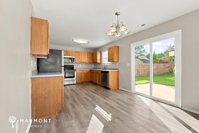 Building Photo - 5233 Valcourt Rd