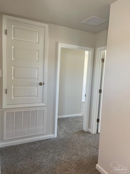 Building Photo - 10942 Blacktail Loop