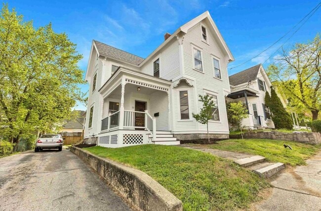 Primary Photo - 22 Dearborn St