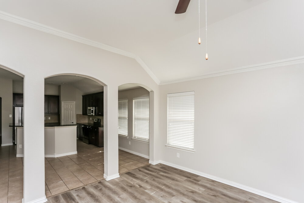 Building Photo - 7413 Errandale Dr