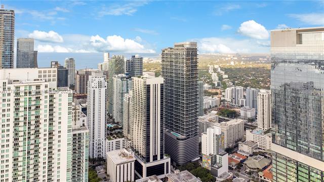 Building Photo - 1010 Brickell Ave