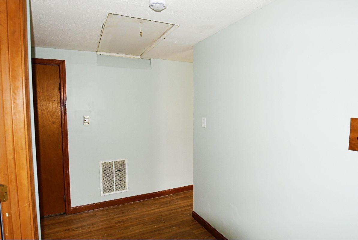 Building Photo - 410 Bald Hill Rd