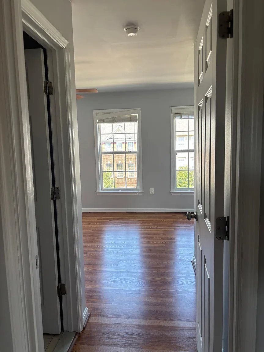 Building Photo - 15711 John Diskin Cir