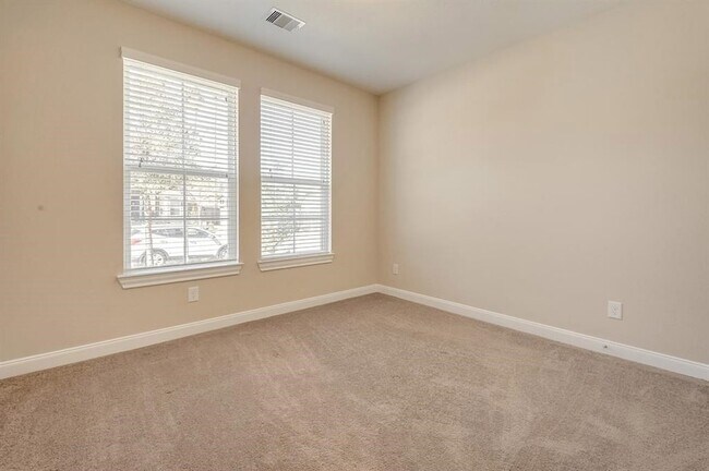 Building Photo - 22614 Birch Ridge Meadow Dr