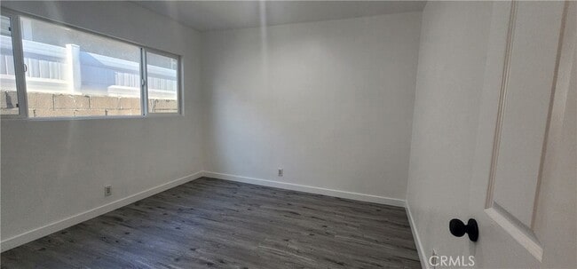 Building Photo - 8424 Beechwood Ave