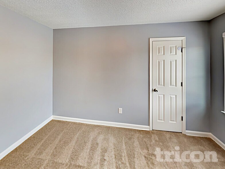 Building Photo - 4860 Country Cove Way