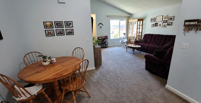 Building Photo - Beautifully Maintained Fairfield Home