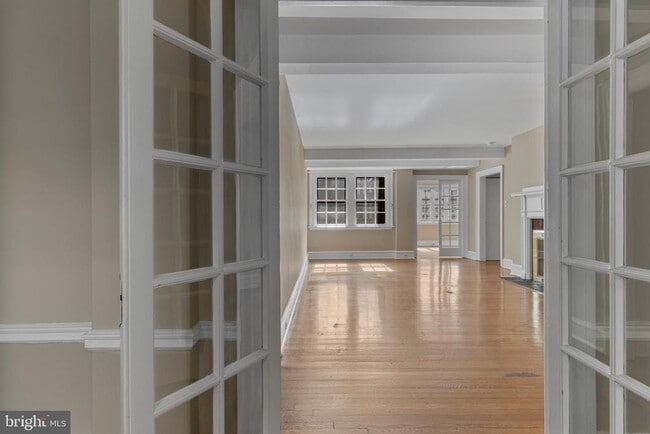 Primary Photo - 415 City Ave