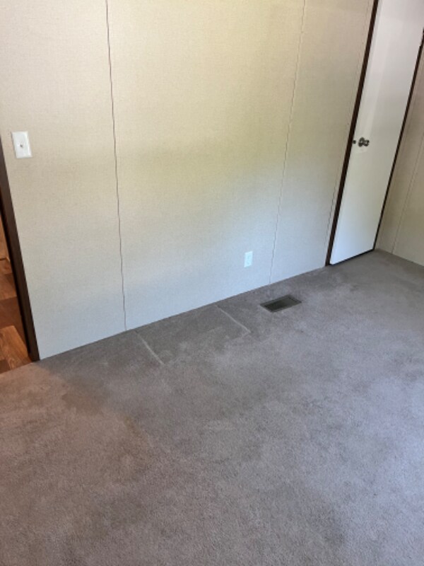 Building Photo - 811 Pointview Ct