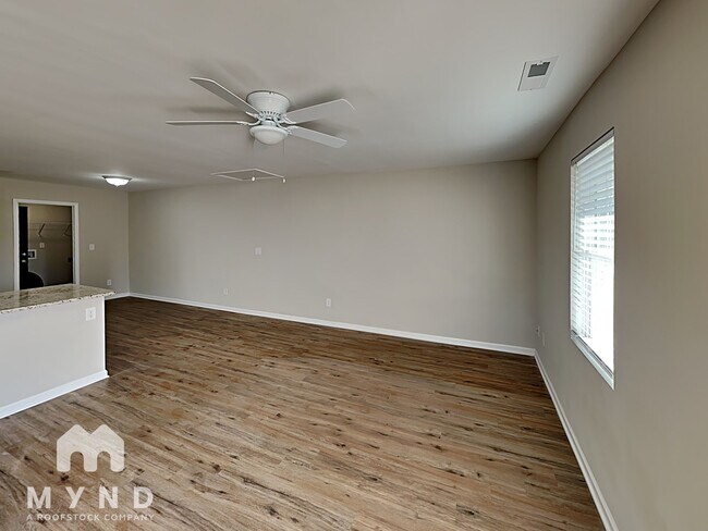 Building Photo - 3288 Anderson Mountain Rd