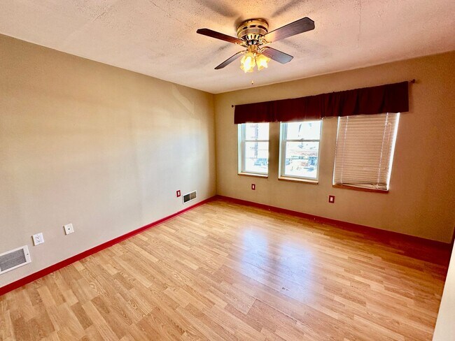 Building Photo - Cozy 2 bedroom home located in South Allentown, PA