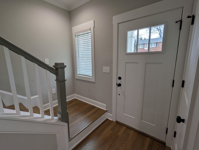 Building Photo - 568 Lowndes Hill Rd