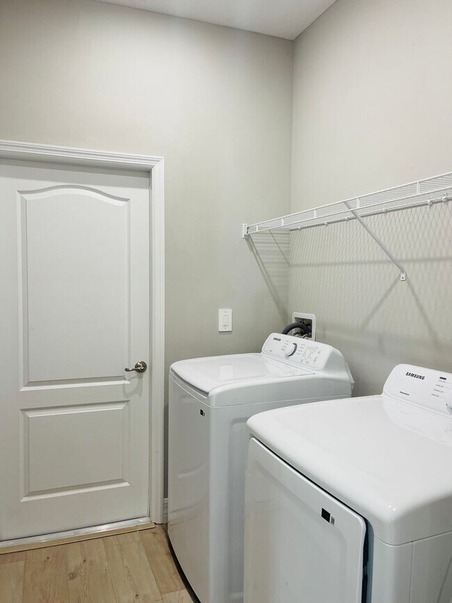 Building Photo - Welcome to your dream rental in beautiful ...