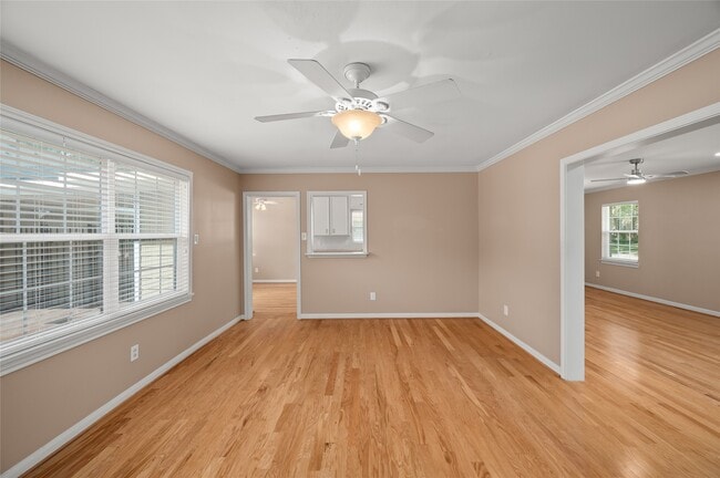 Building Photo - 3725 Murworth Dr