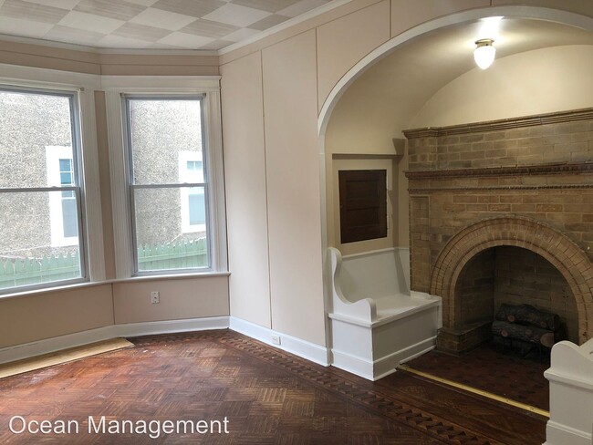 Building Photo - 310 Winthrop Ave