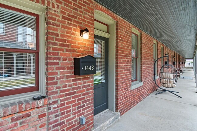 Building Photo - 1448 N Illinois St