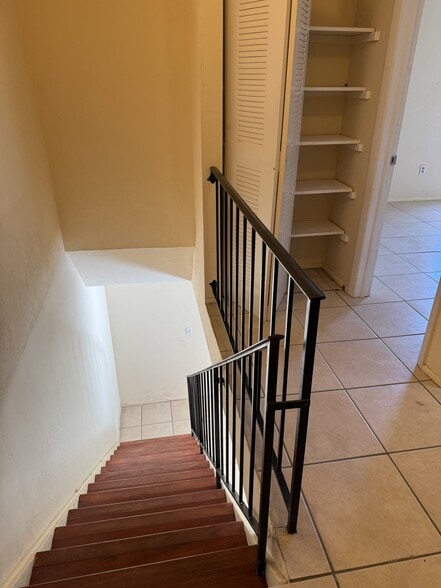 Stairs to bedrooms - 3276 Prince Edward Island Cir