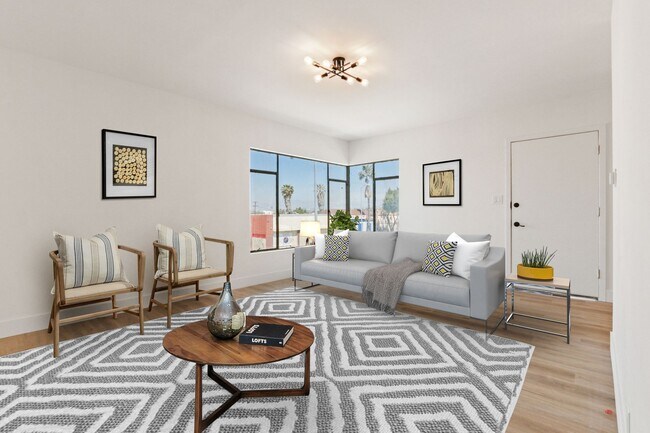 Building Photo - 152 S Alvarado St