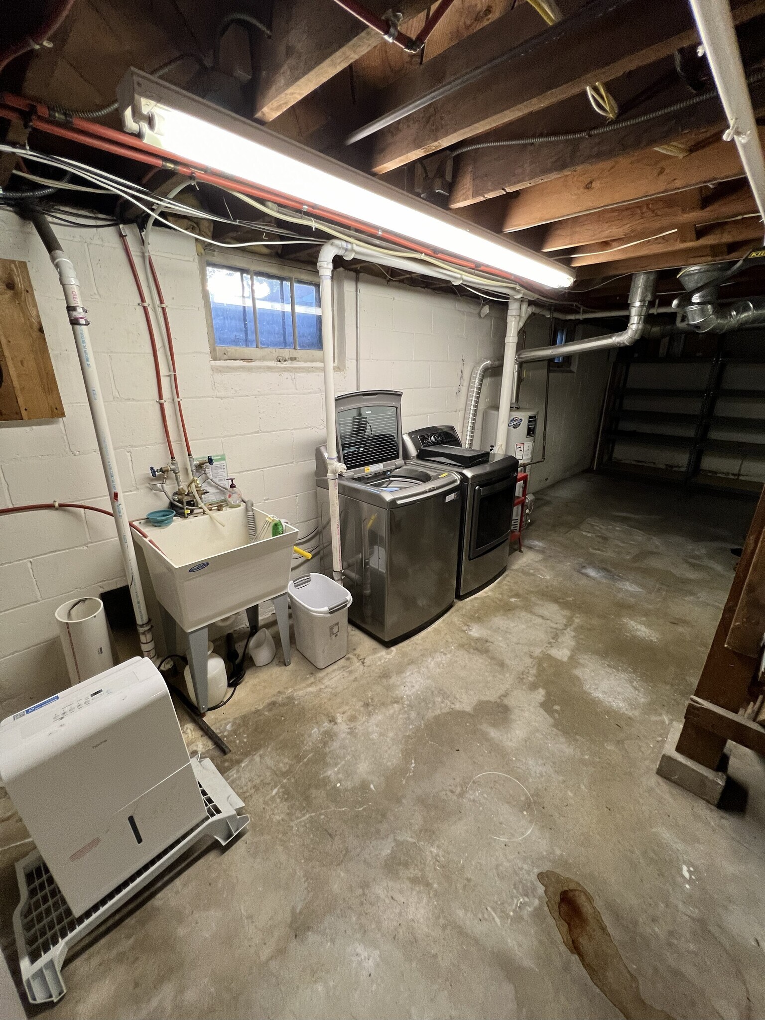 Building Photo - 7314 James Ave S