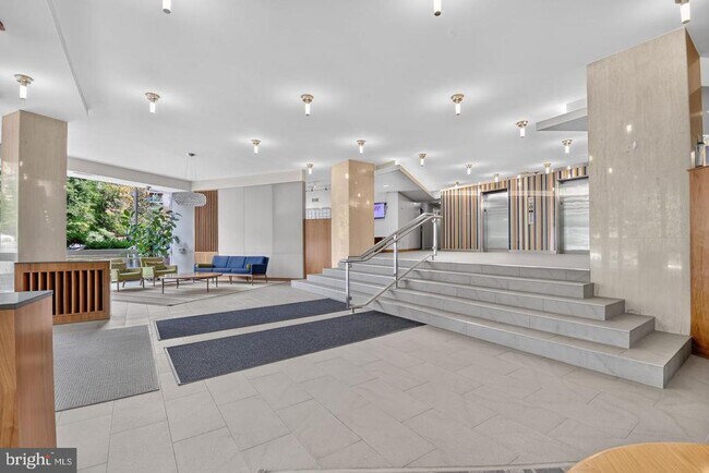 Building Photo - 4200 Cathedral Ave NW