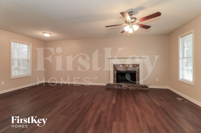 Building Photo - 100 Ivy Brook Dr