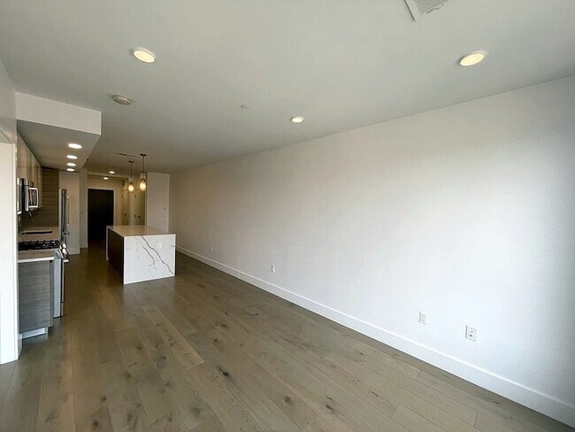 Building Photo - 30 Penniman Rd