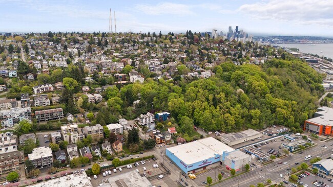 Building Photo - Stunning West Queen Anne Retreat with Iconic Puget Sound Views