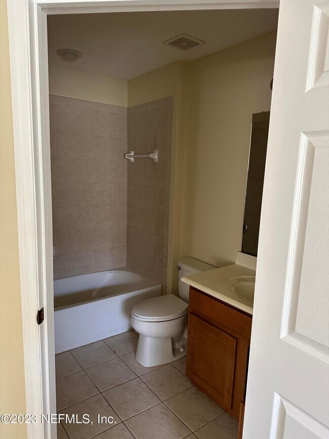 Building Photo - 3727 Creswick Cir