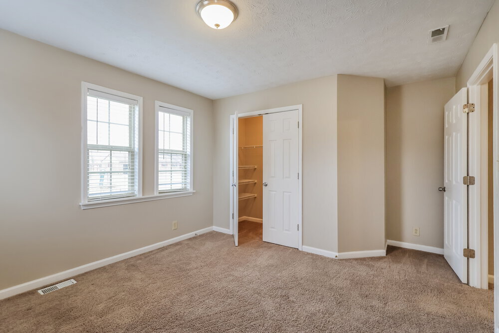 Building Photo - 173 Agin Way